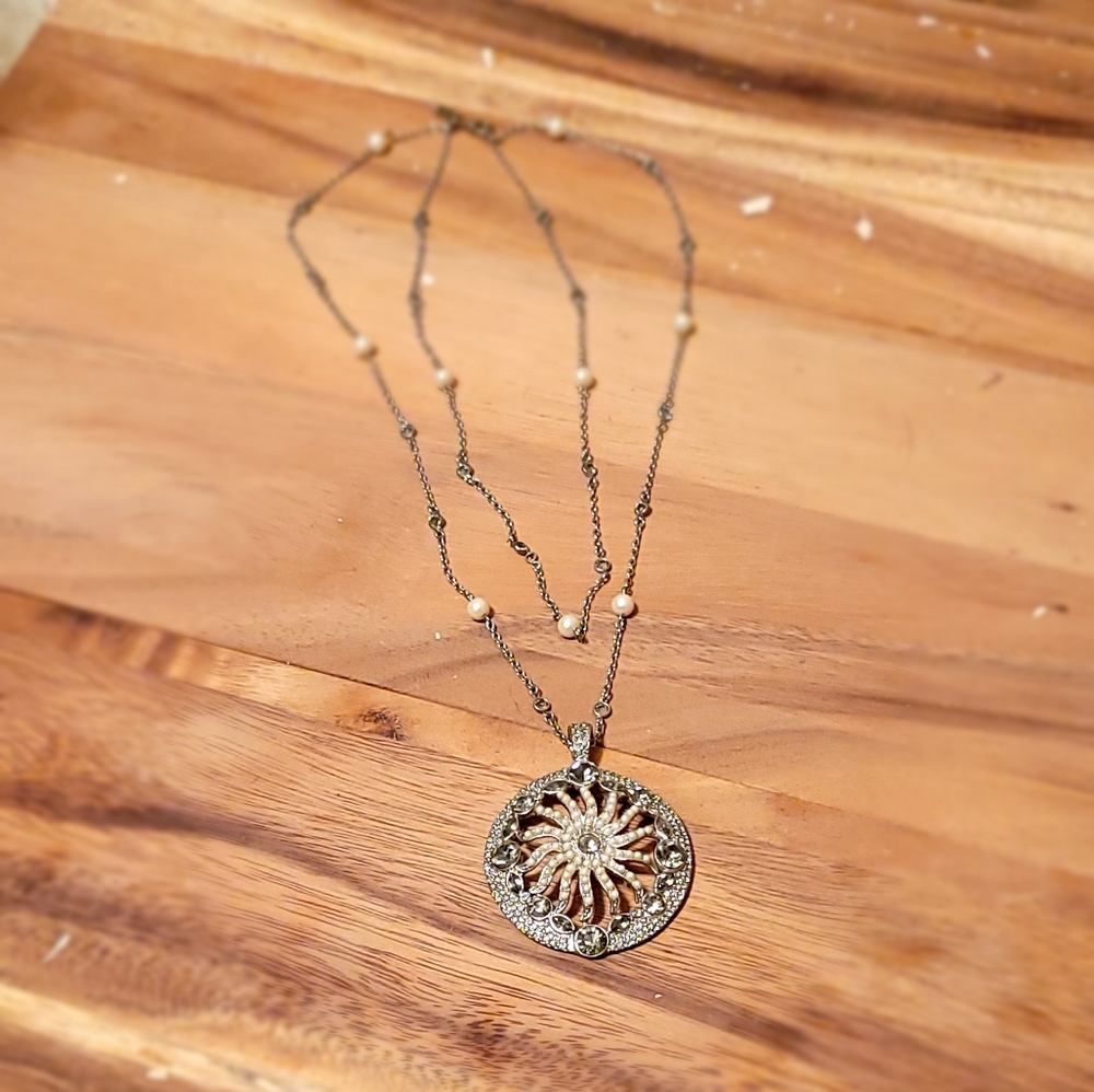 Pearl and crystal necklace